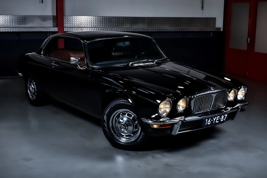 1977 Daimler - Image 21 of 30