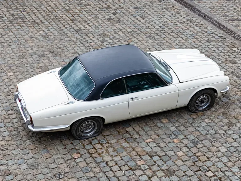 1977 Daimler - Image 10 of 31