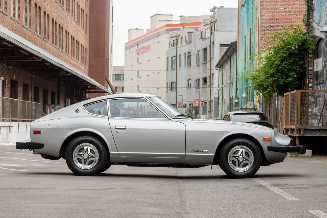 1977 Nissan Fairlady Z 1st Gen - Image 13 of 31