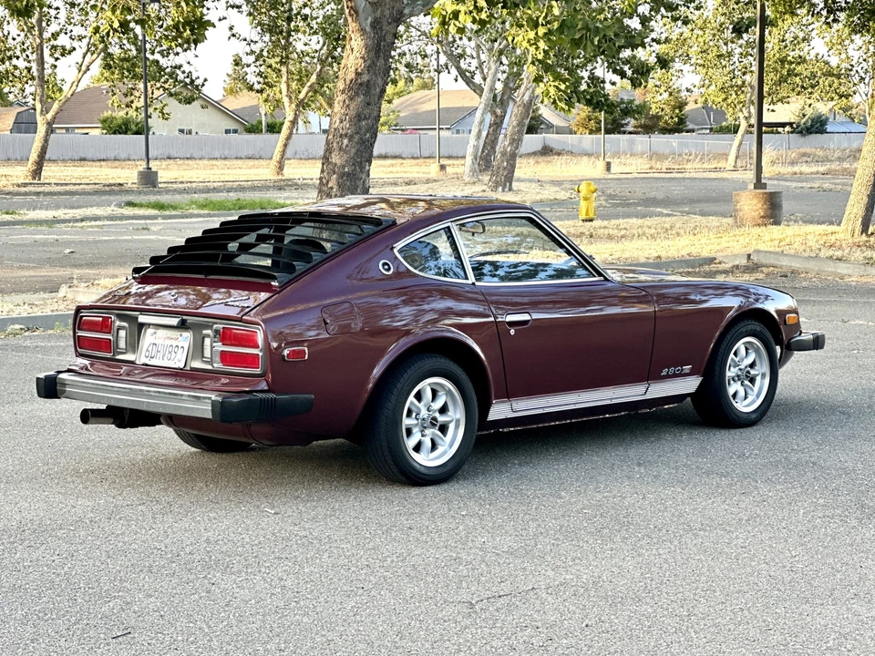 1977 Nissan Fairlady Z 1st Gen - Image 19 of 31