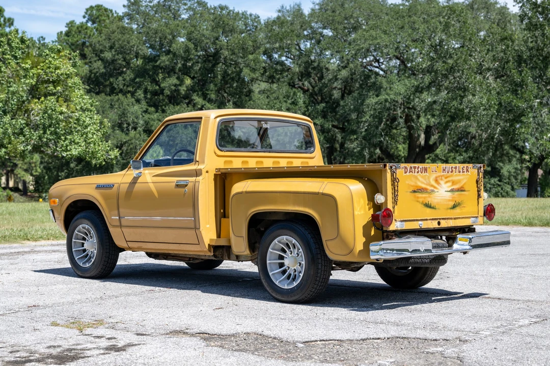 1977 Nissan - Image 8 of 31