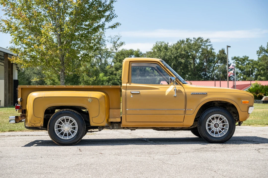 1977 Nissan - Image 5 of 31