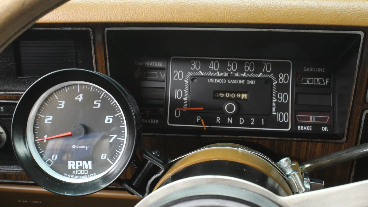 1977 Dodge Aspen - Image 12 of 24