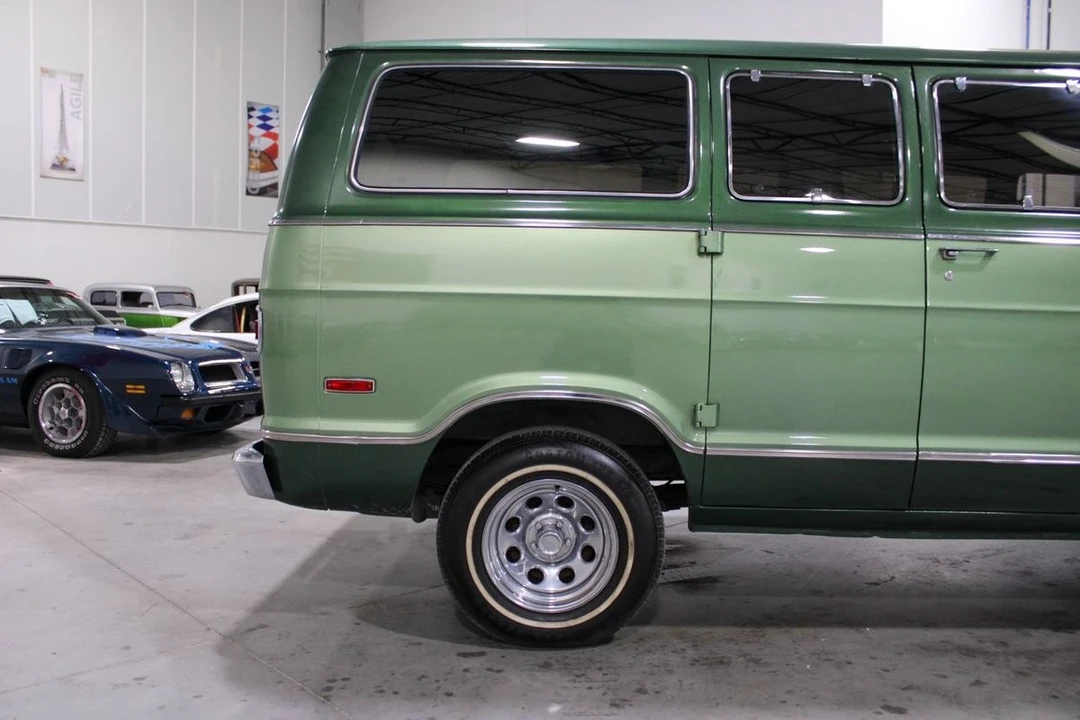 1977 Dodge Ram Van - Image 8 of 12