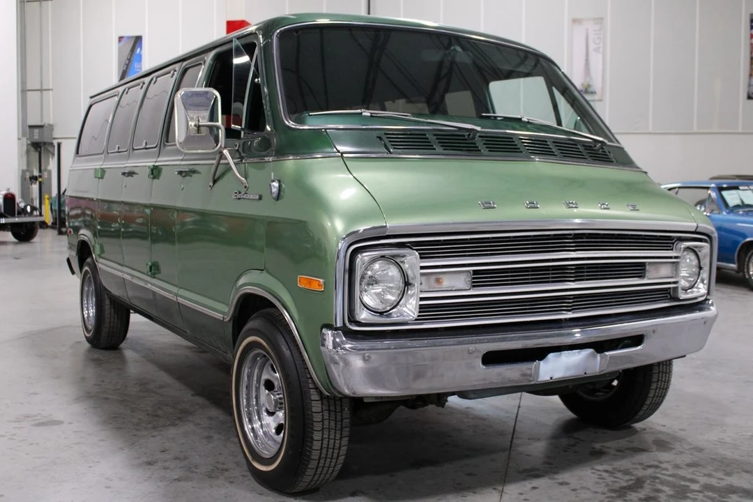 1977 Dodge Ram Van - Image 11 of 12