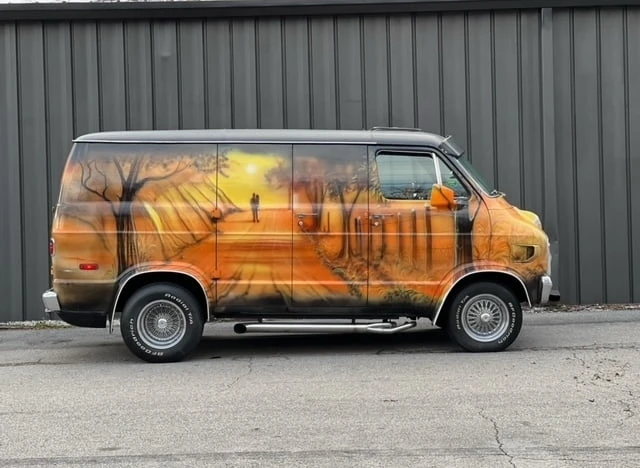 1977 Dodge Ram Van - Image 2 of 11
