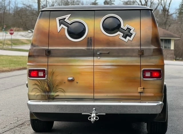1977 Dodge Ram Van - Image 10 of 11