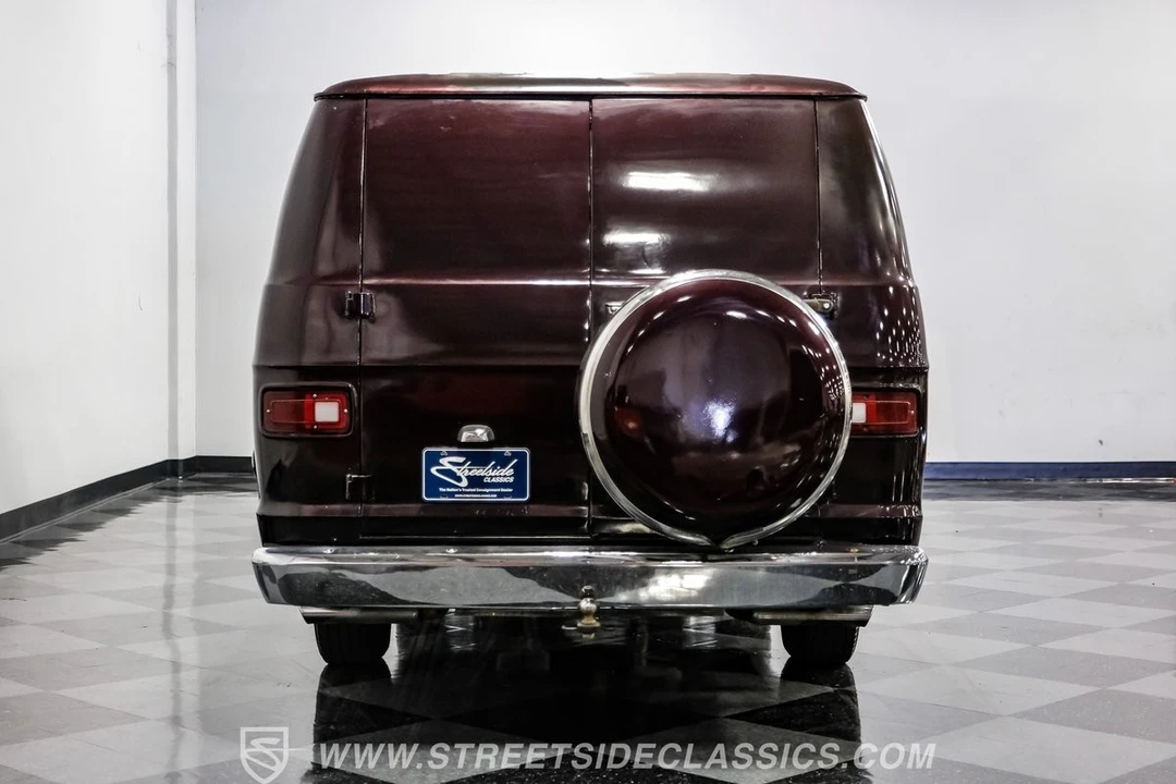 1977 Dodge Ram Van - Image 10 of 21