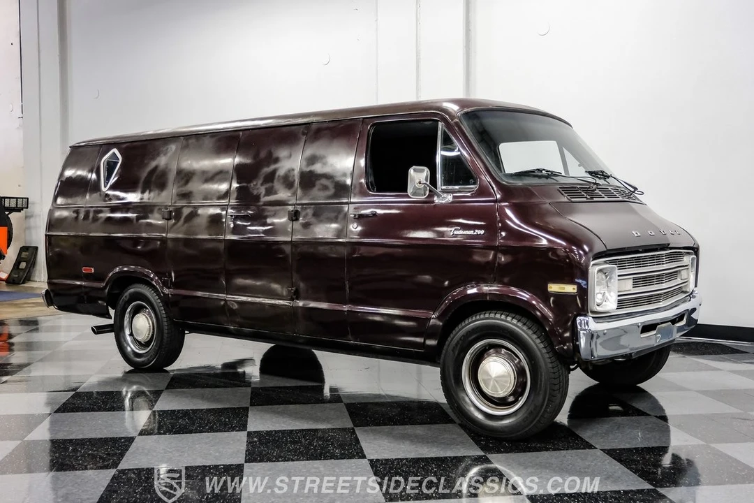 1977 Dodge Ram Van - Image 14 of 21