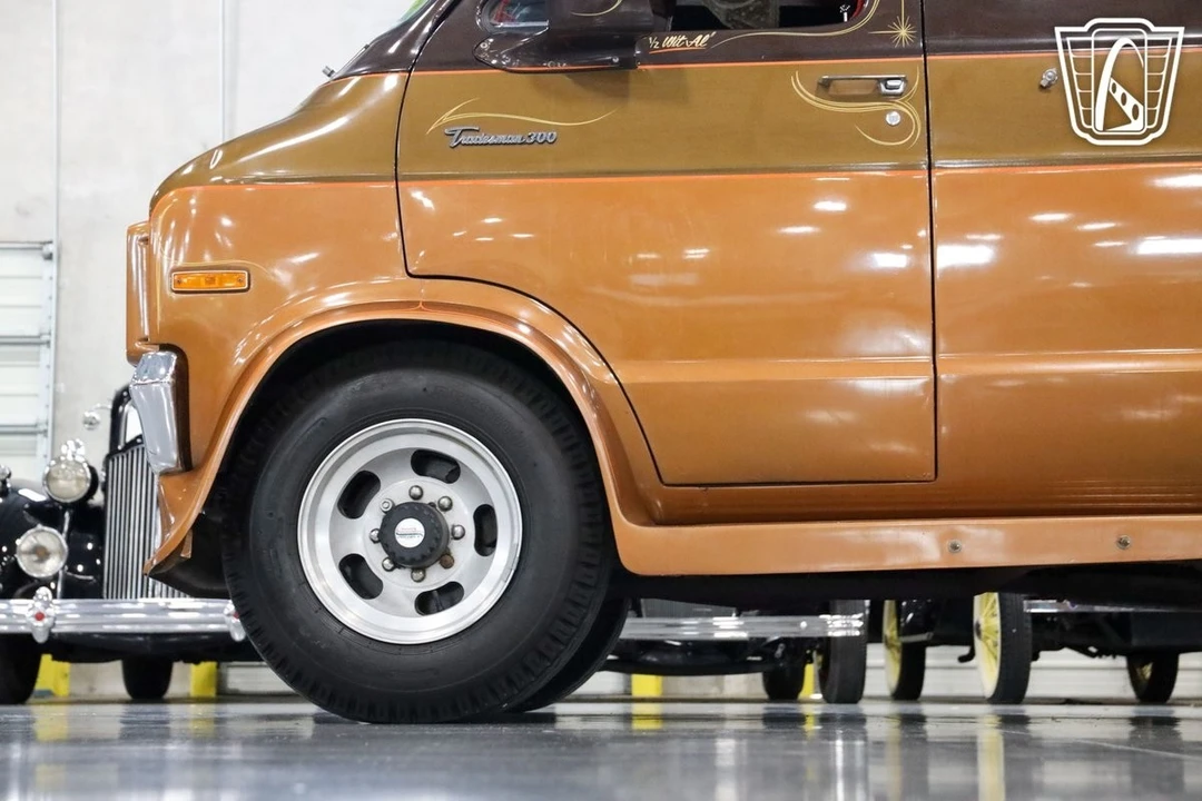1977 Dodge Ram Van - Image 16 of 21