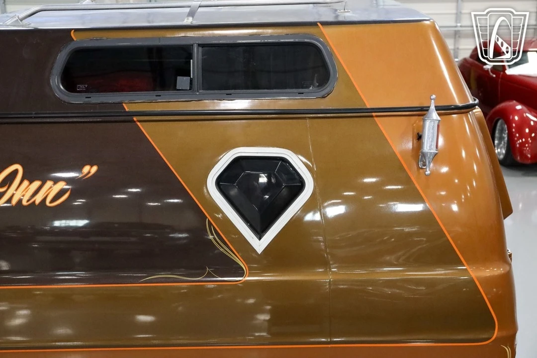1977 Dodge Ram Van - Image 20 of 21