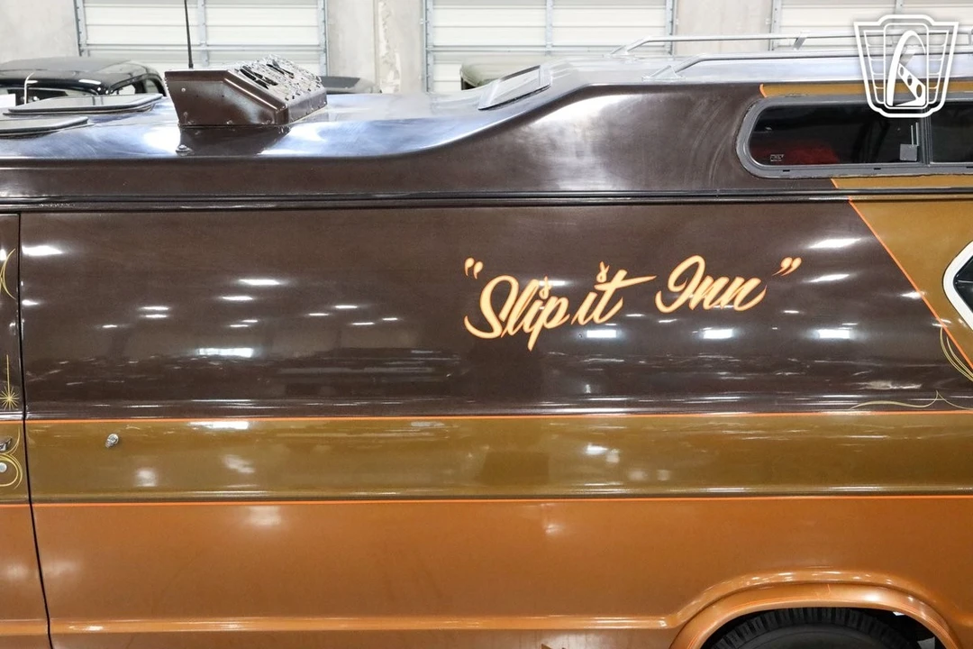 1977 Dodge Ram Van - Image 17 of 21