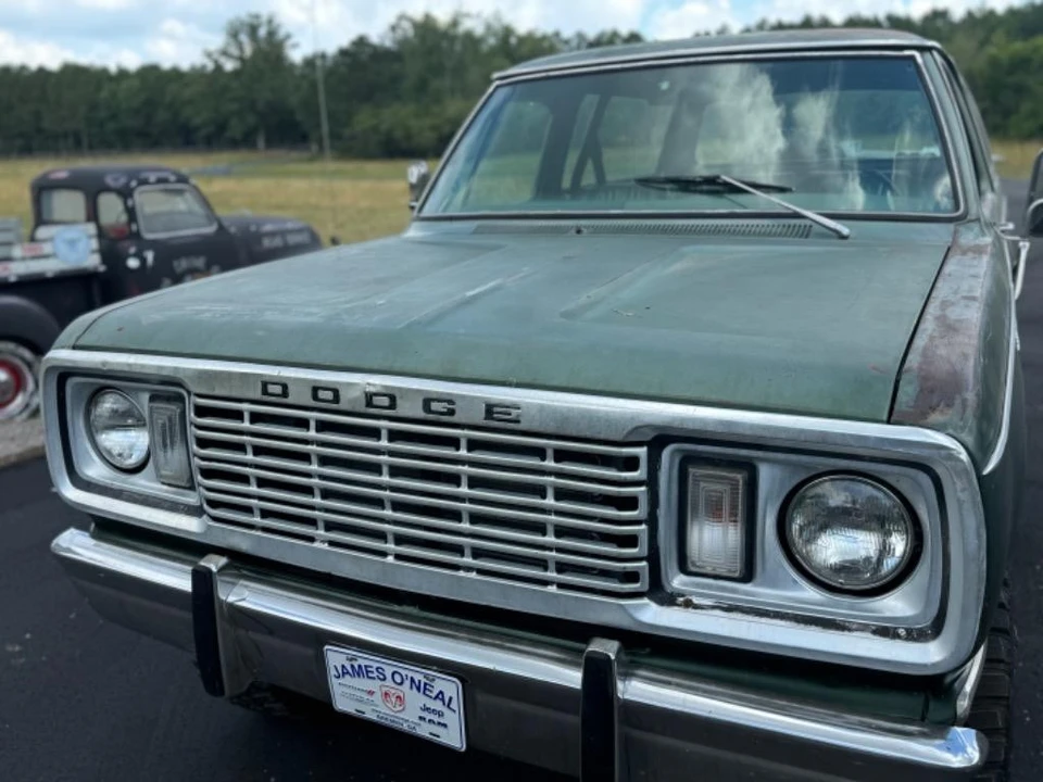 1977 Dodge Charger 4th Gen - Image 10 of 31