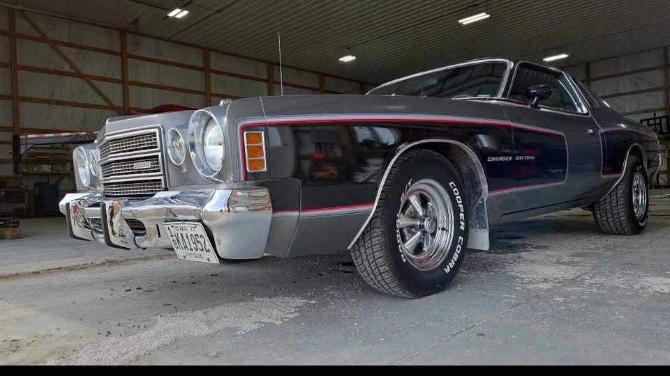 1977 Dodge Charger 4th Gen - Image 2 of 12