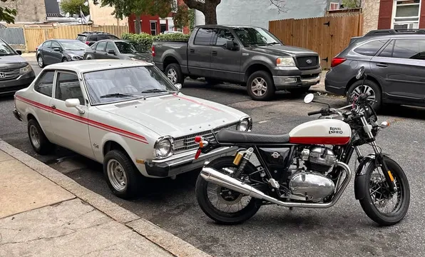 1977 Dodge Colt Sedan 2D