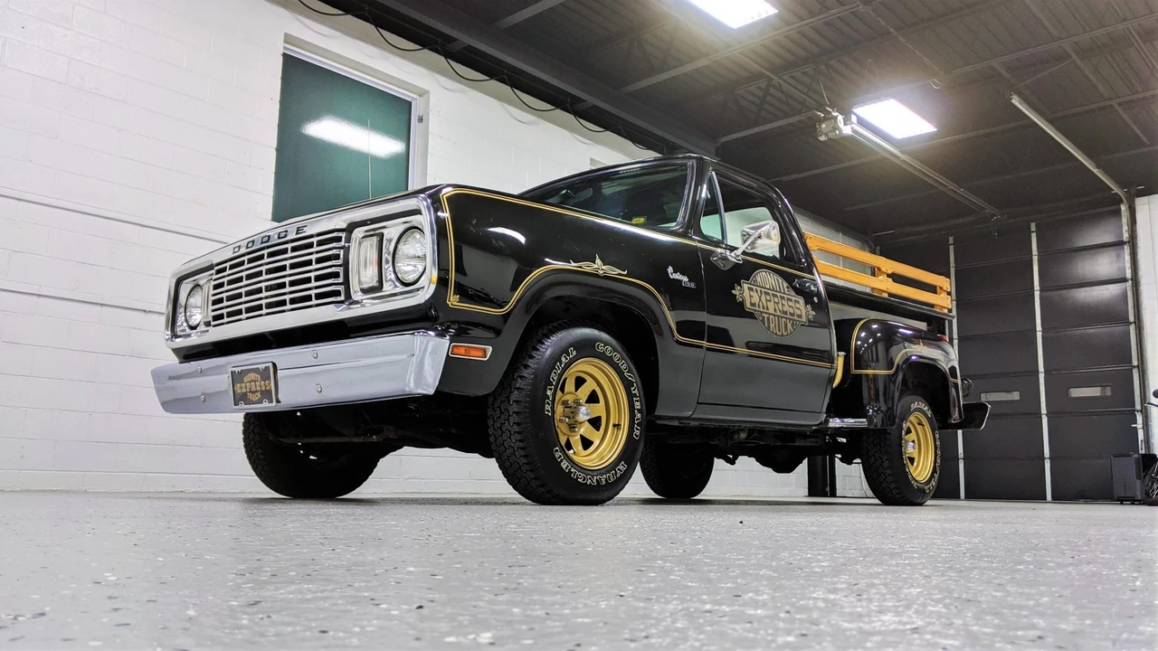 1977 Dodge D Series 3rd Gen - Image 4 of 31