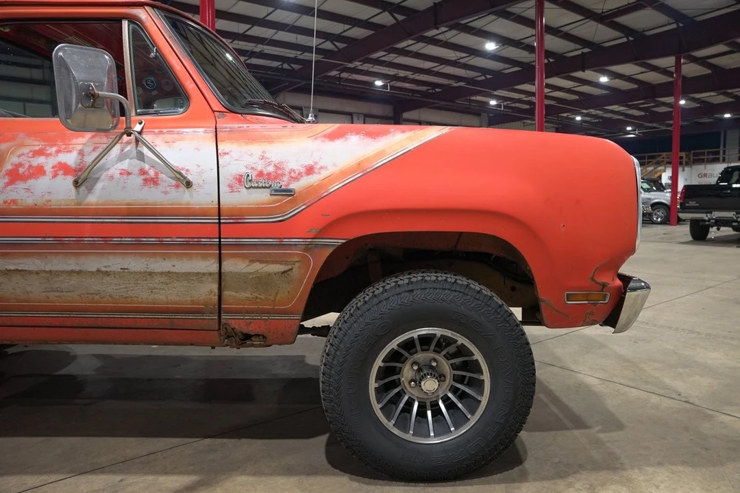 1977 Dodge Power Wagon - Image 11 of 12