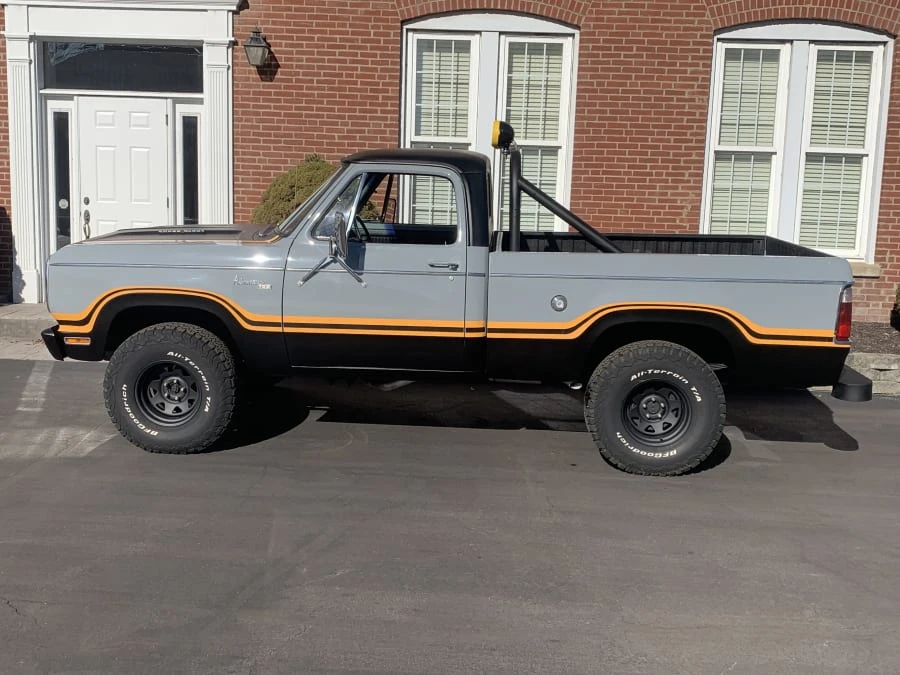 1977 Dodge Power Wagon - Image 2 of 8
