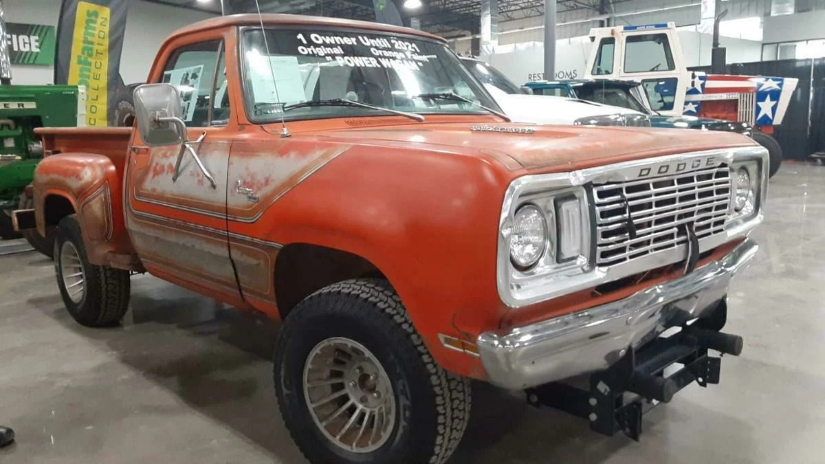 1977 Dodge Power Wagon - Image 2 of 16