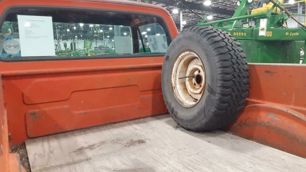 1977 Dodge Power Wagon - Image 5 of 16