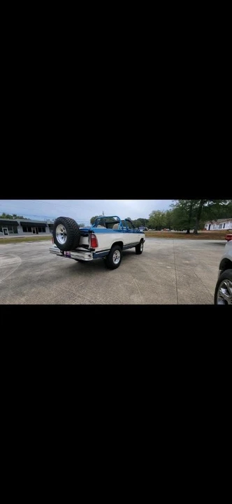 1977 Dodge Ramcharger - Image 8 of 21