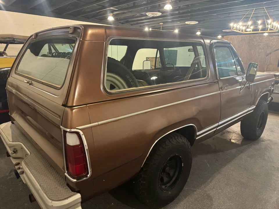 1977 Dodge Ramcharger - Image 10 of 13