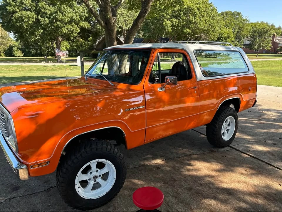 1977 Dodge Ramcharger - Image 11 of 12