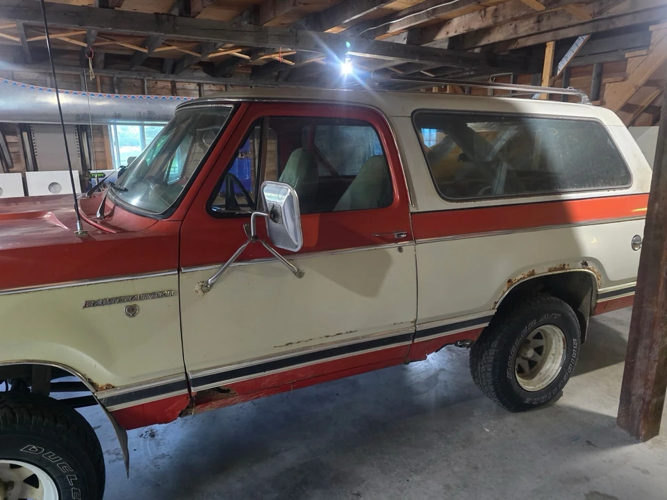 1977 Dodge Ramcharger - Image 5 of 24
