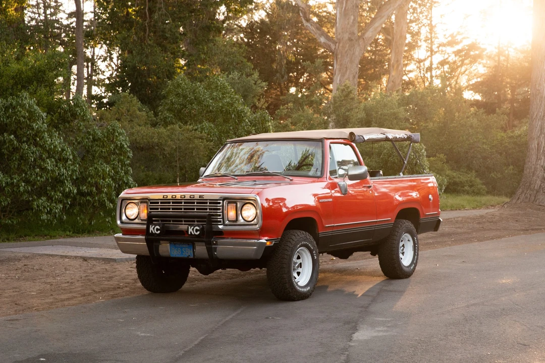 1977 Dodge Ramcharger - Image 2 of 31