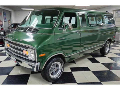 1977 Dodge Sportsman Royal Window Van