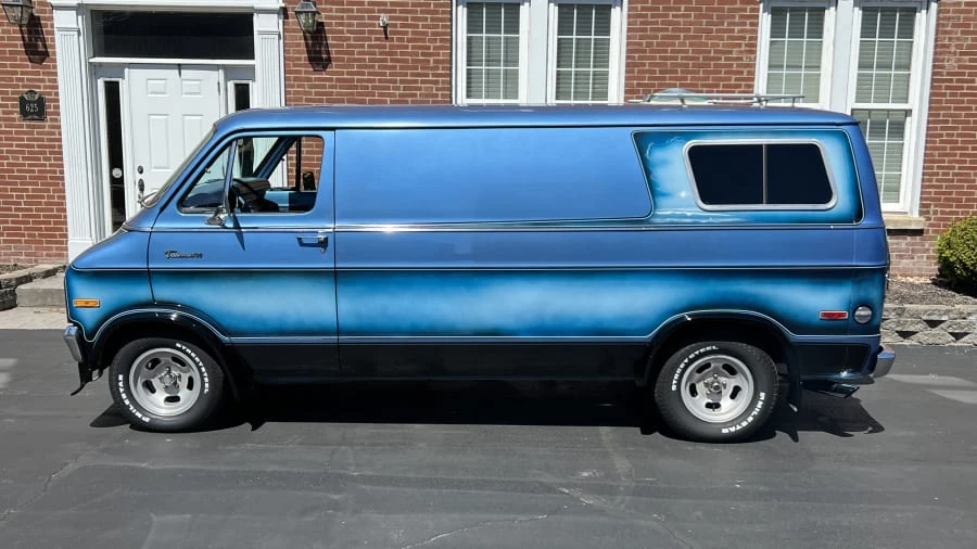 1977 Dodge Ram Van - Image 2 of 13