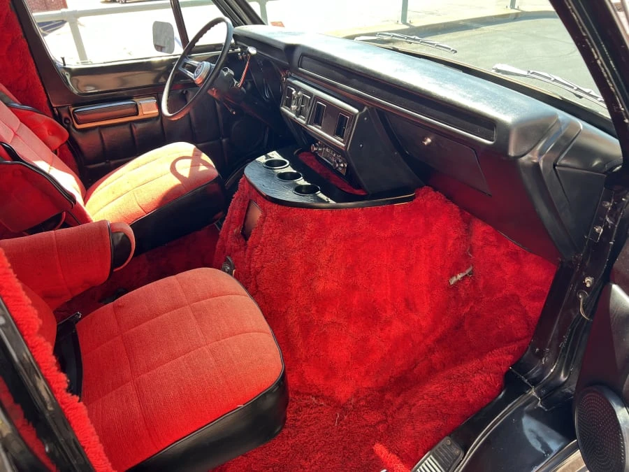 1977 Dodge Ram Van - Image 9 of 15