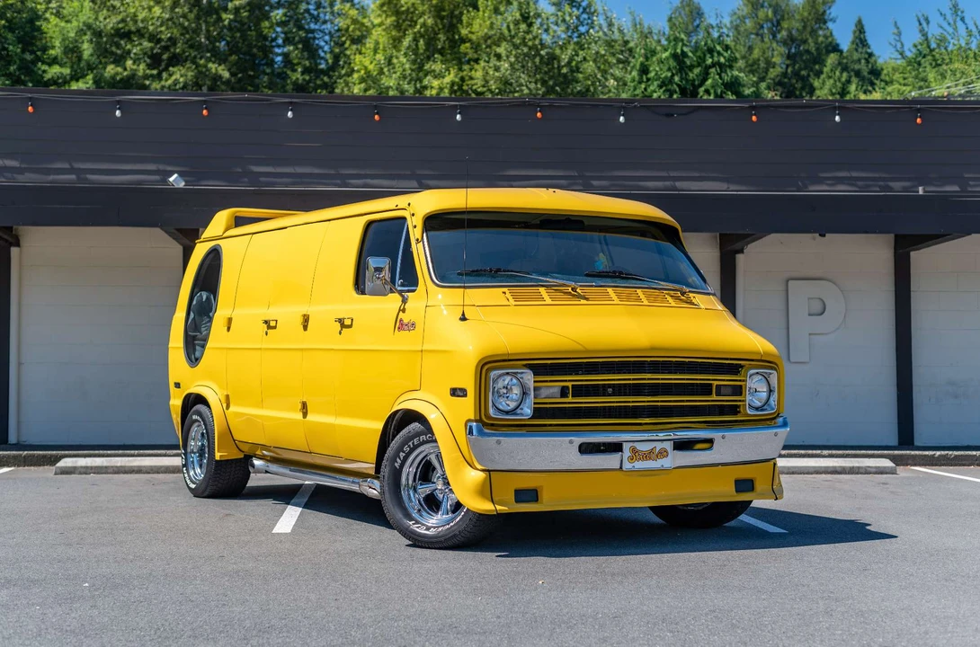 1977 Dodge Ram Van - Image 9 of 31