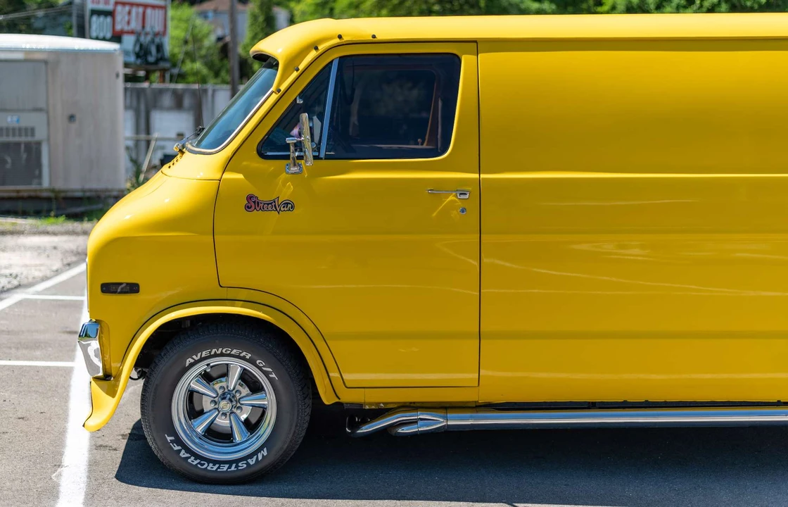 1977 Dodge Ram Van - Image 18 of 31