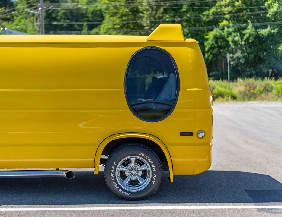 1977 Dodge Ram Van - Image 19 of 31