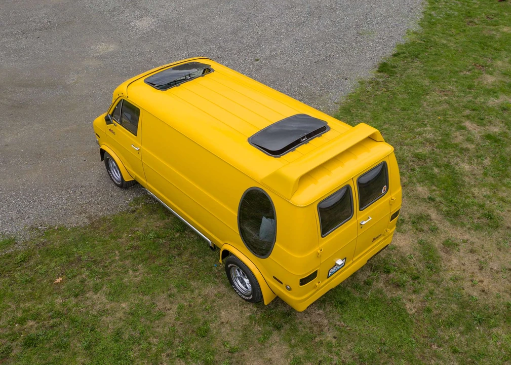 1977 Dodge Ram Van - Image 15 of 31