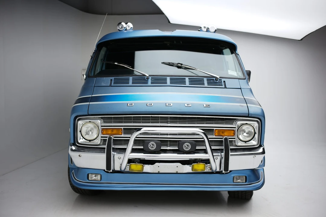 1977 Dodge Ram Van - Image 28 of 31