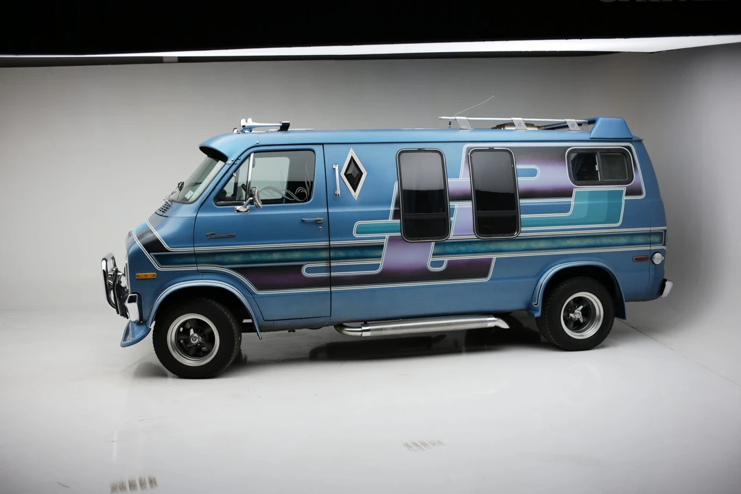 1977 Dodge Ram Van - Image 9 of 31