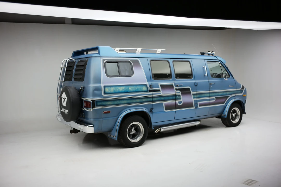 1977 Dodge Ram Van - Image 18 of 31
