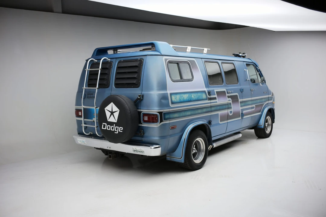 1977 Dodge Ram Van - Image 17 of 31