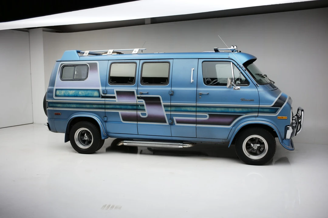 1977 Dodge Ram Van - Image 23 of 31