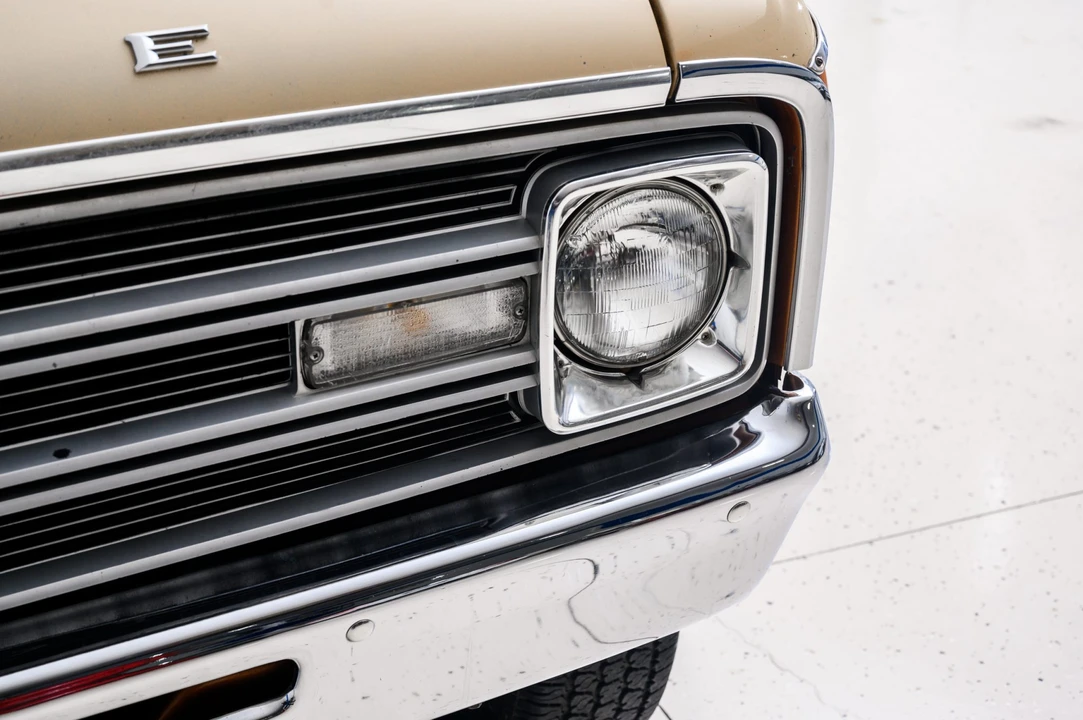 1977 Dodge Ram Van - Image 14 of 31