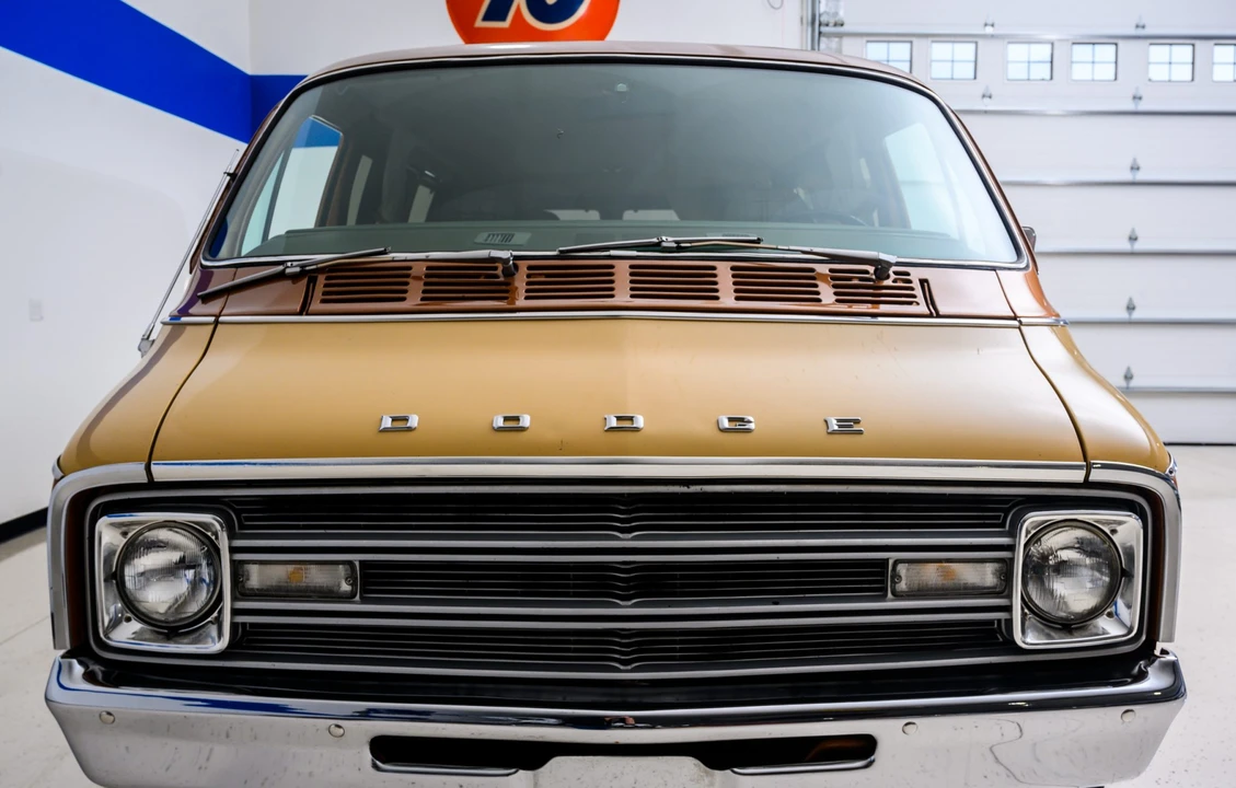 1977 Dodge Ram Van - Image 12 of 31