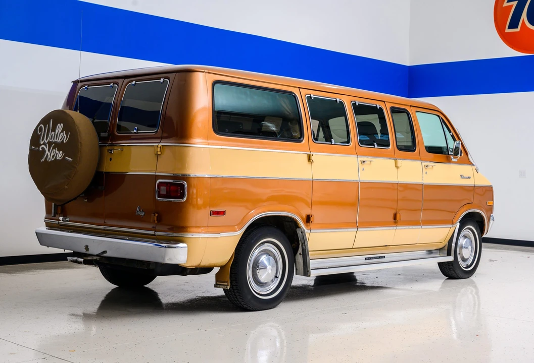 1977 Dodge Ram Van - Image 8 of 31