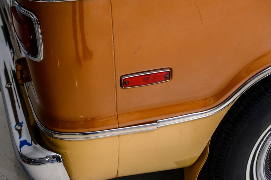 1977 Dodge Ram Van - Image 28 of 31