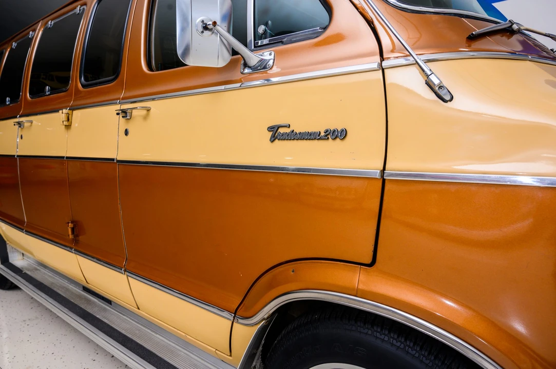 1977 Dodge Ram Van - Image 31 of 31