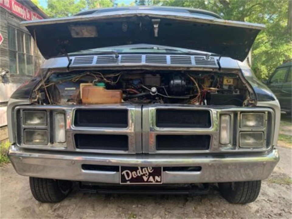 1977 Dodge Ram Van - Image 11 of 25