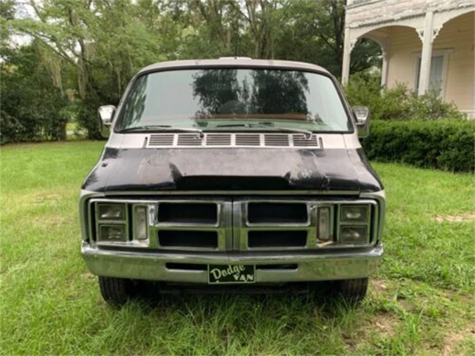 1977 Dodge Ram Van - Image 15 of 25