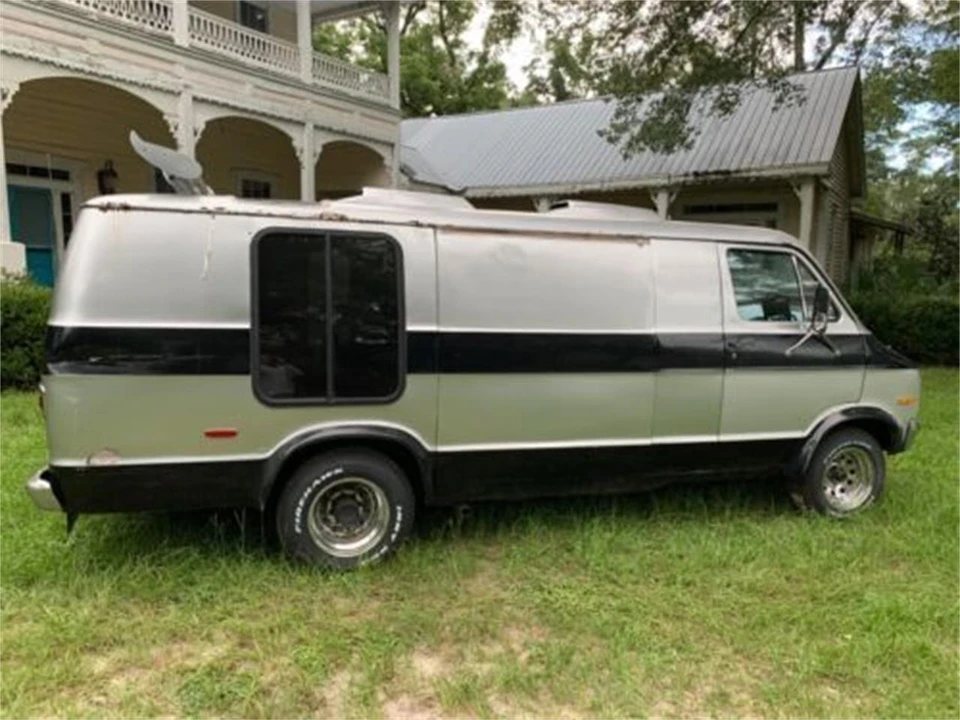 1977 Dodge Ram Van - Image 18 of 25