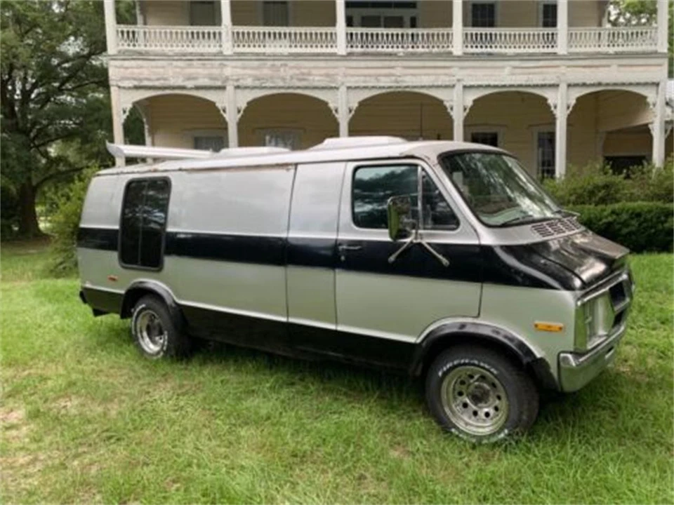 1977 Dodge Ram Van - Image 14 of 25